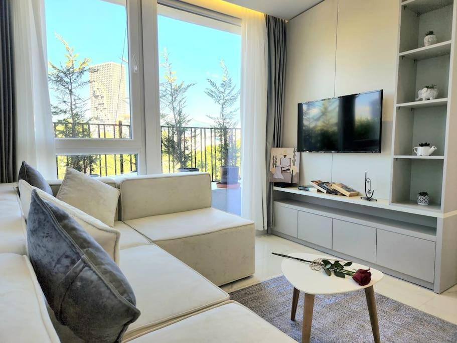 Penthouse With A City View Διαμέρισμα Τίρανα Εξωτερικό φωτογραφία